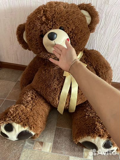 Плюшевый медведь в отличном состоянии
