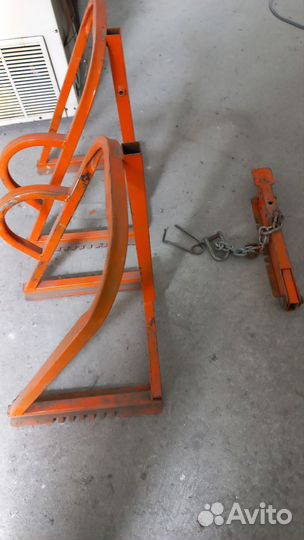 Крепеж квадроцикла в прицепе