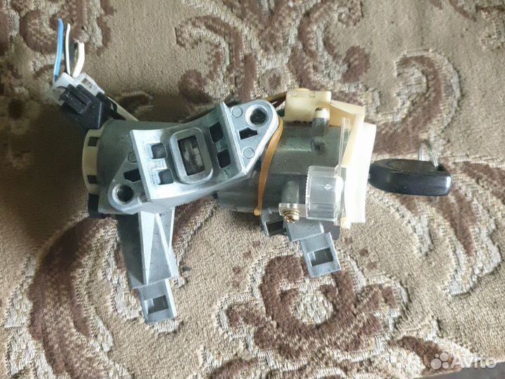 Замок зажигания с ключом митсубиси лансер 9