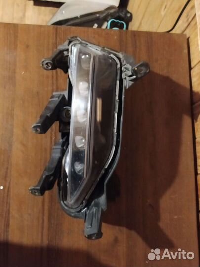 Противотуманная фара правая Hyundai i40 2015 LED