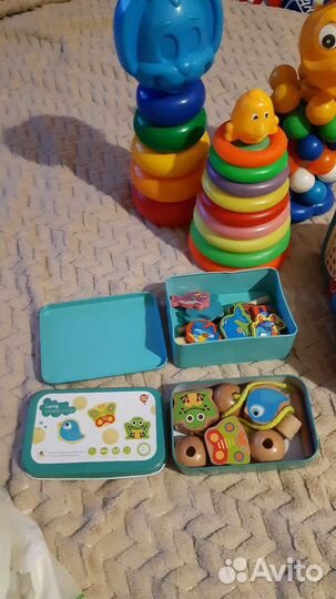 Развивающие игрушки пакетом