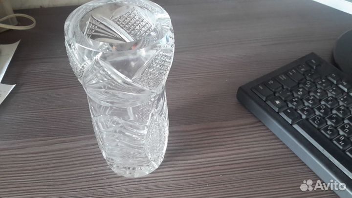 Ваза хрустальная для цветов