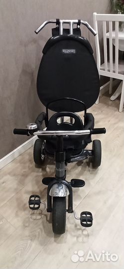 Трехколесный велосипед с ручкой