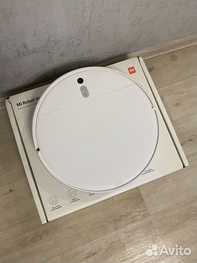 Робот-пылесос Xiaomi Mi Robot Vacuum-Mop 2 Lite