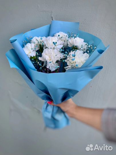 Гвоздика одноголовая / кустовая. Доставка букетов