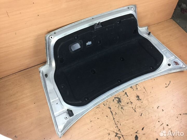 Крышка багажника Hyundai Sonata 5, 2001г