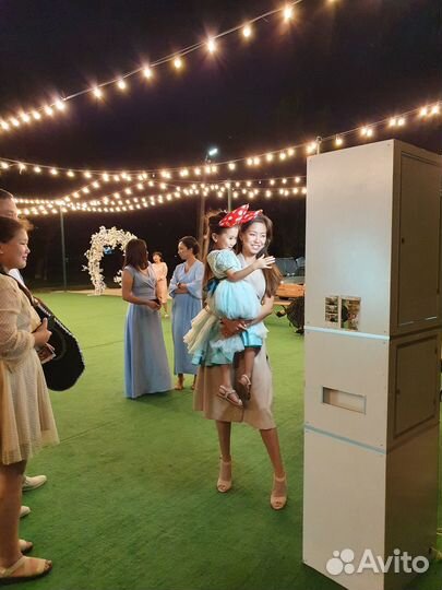 Фотобудка, фотокабина. Веселое развлечение гостям