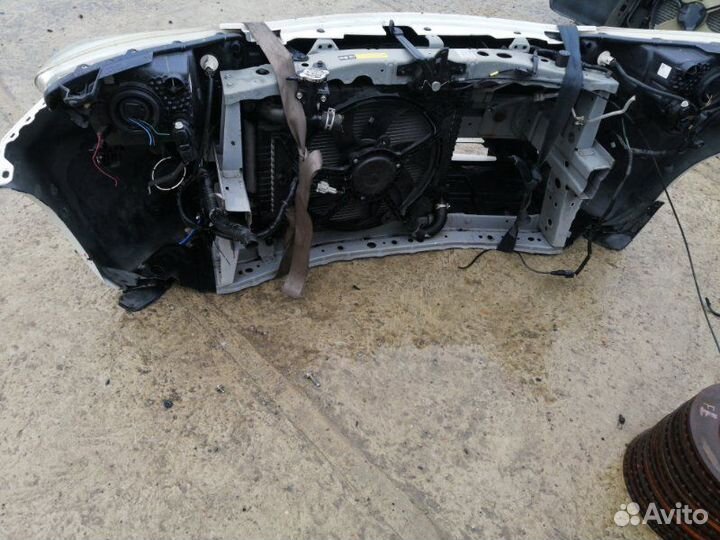 Nose cut Nissan Note E12 HR12DDR