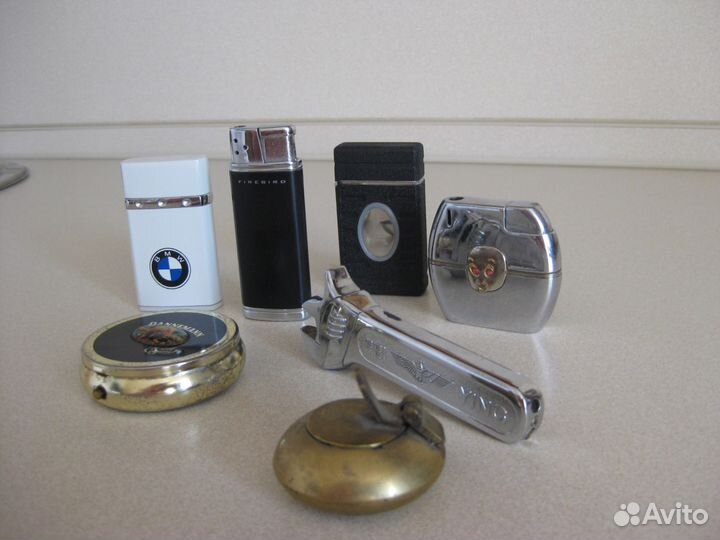 Коллекция зажигалок