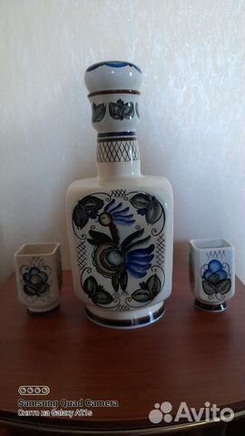 Графин с рюмками