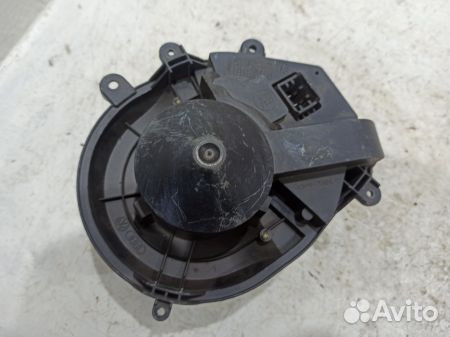 Моторчик печки 8D1820021A Шкода