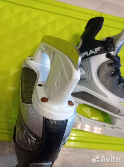 Коньки хоккейные graf. Размер 34