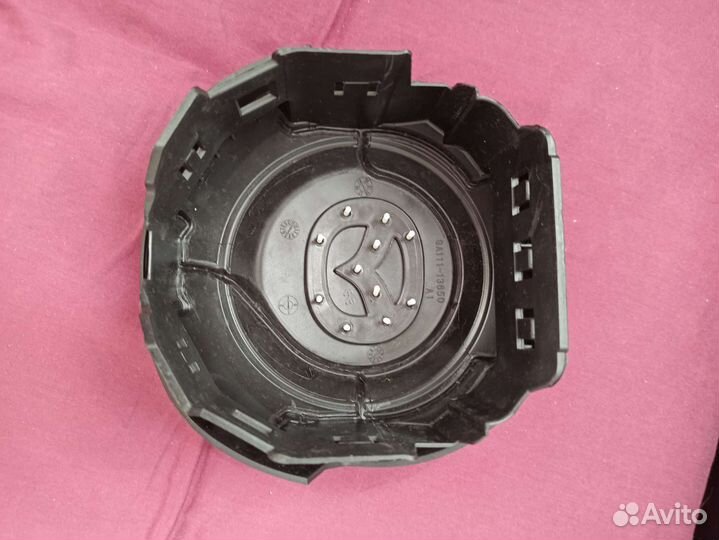 Крышка подушки безопасности/крышка руля Mazda 3