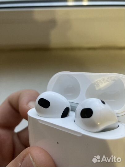 AirPods 3