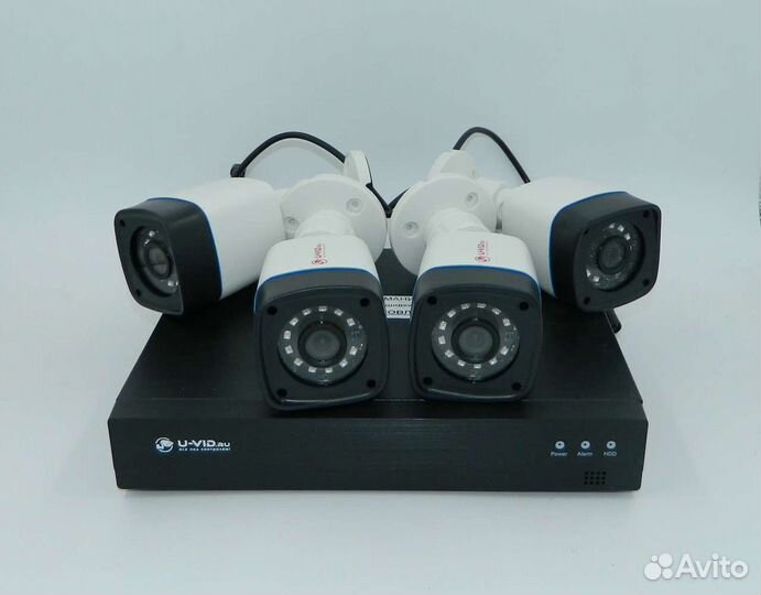 Комплект Full HD видеонаблюдения на 4 AHD камеры