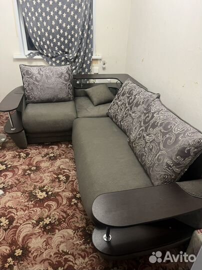 Диван угловой