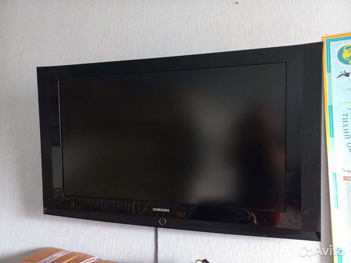Телевизор samsung