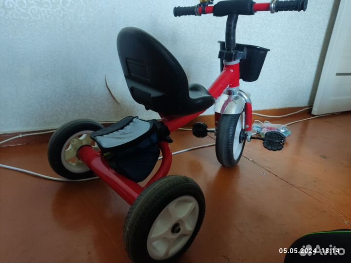 Детский трехколесный велосипед бу