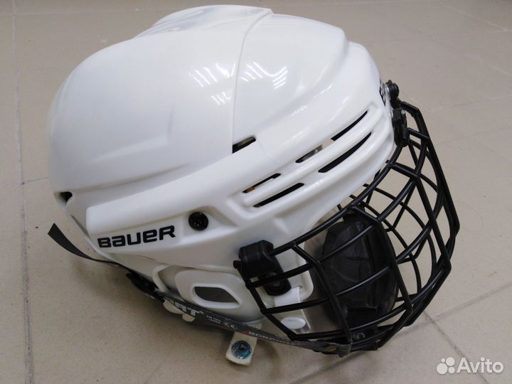 Шлем хоккейный bauer