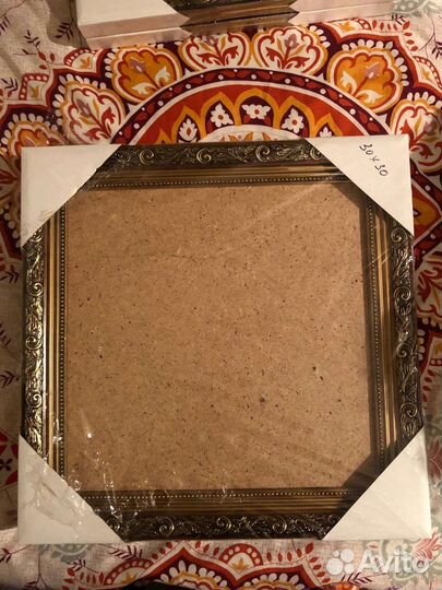 Рамки для картин (30*30 и 25*25)