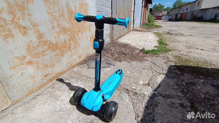 Самокат детский трехколесный