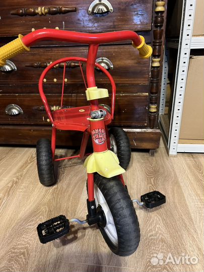 Трехколесный велосипед детский