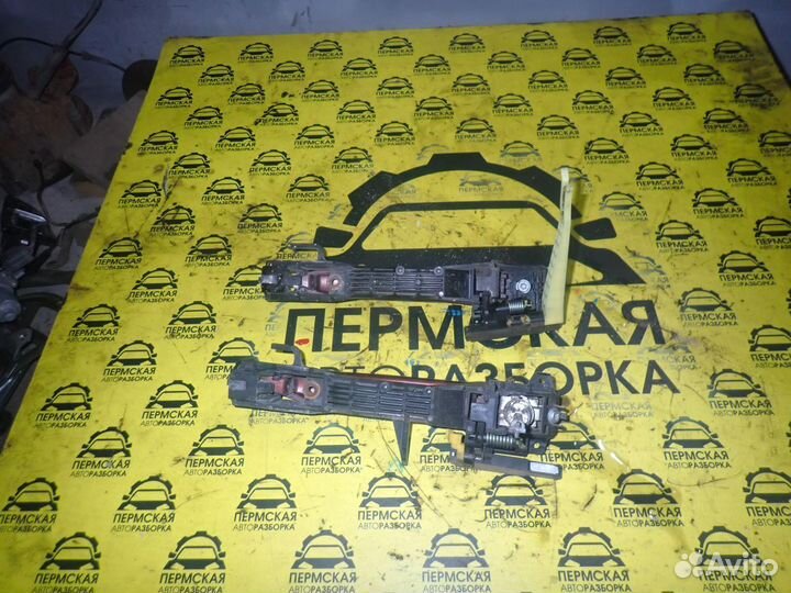 Ручка двери левая Toyota Land Cruiser (120) -Prado