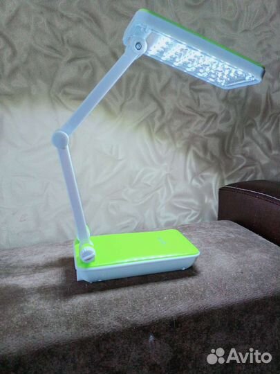 Светодиодный светильник настольный