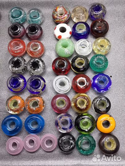Шармы бусины из стекла