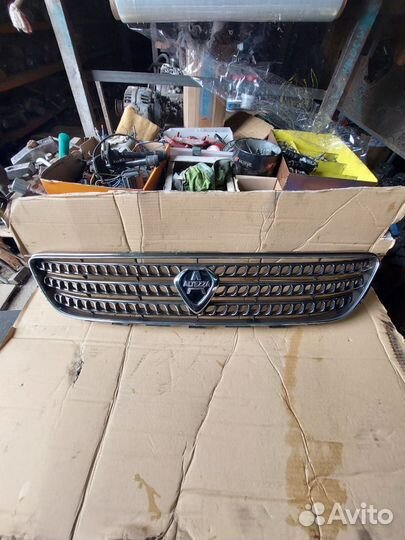 Решётка радиатора Toyota Altezza GXE10; SXE10