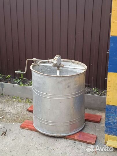 Продам ульи для пчел Дадан 4 корпуса с магазинами