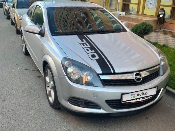 Opel Astra GTC: фото владельца
