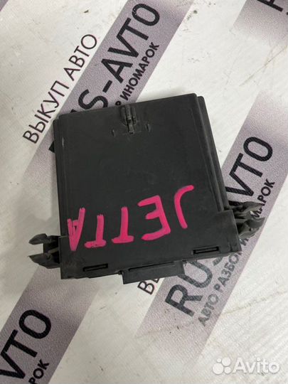 Блок комфорта Volkswagen Jetta 6 CLR 2012