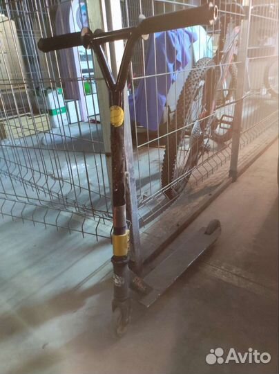 Трюковой самокат