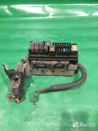 Блок предохранителей Nissan X-Trail T30