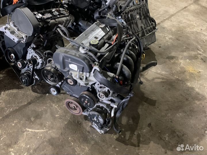 Двигатель Ford Focus 1 1.8 1.6