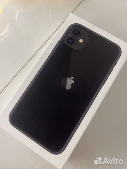 iPhone 11, 64 ГБ