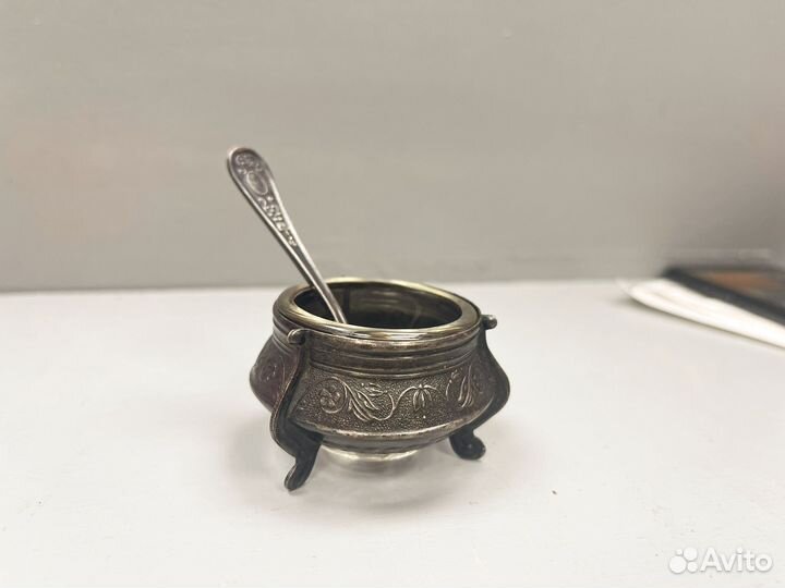 Солонка с ложкой 7 юммн