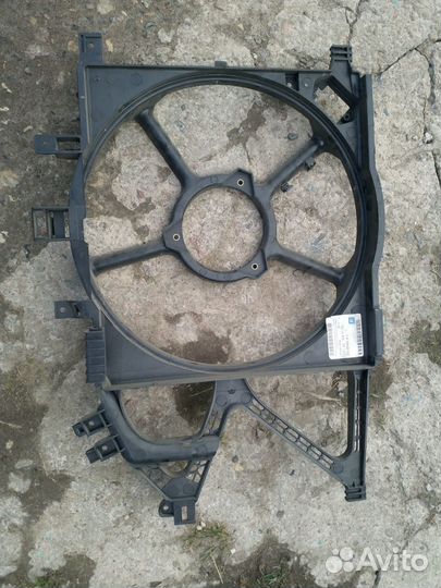 Обтекатель, радиатор corsa-C