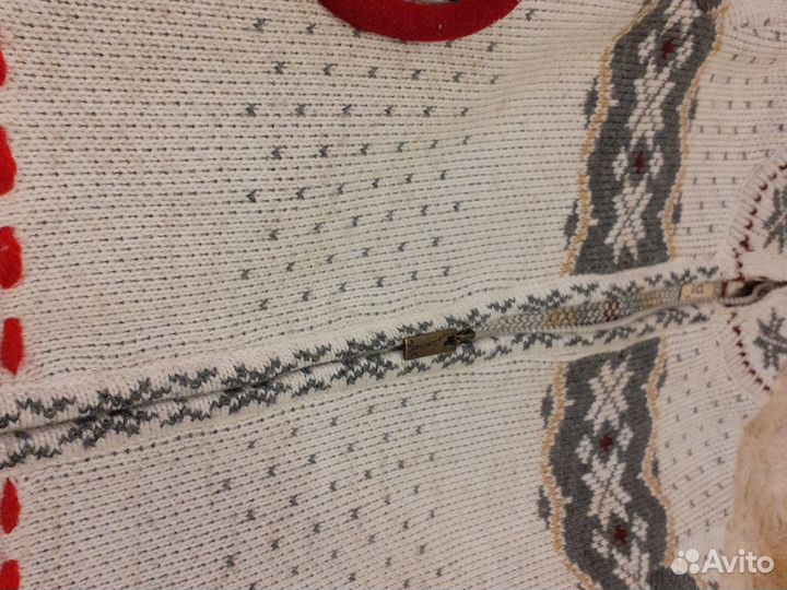 Вязаная кофта для девочки 104-120