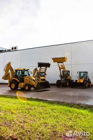 Экскаватор-погрузчик Redstar T17.5/24, 2023