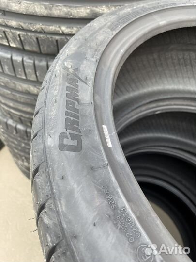 Gripmax SureGrip Pro Sport 285/40 R22 и 325/35 R22