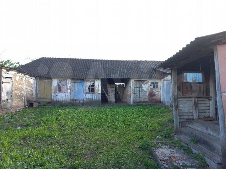 Дом 57 м² на участке 50 сот.