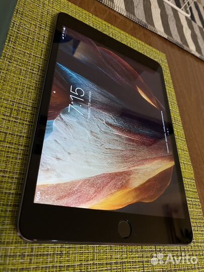 iPad mini 3 64gb wi fi + sim