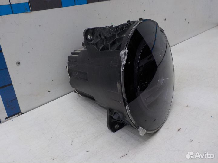 Фара правая Mercedes-Benz G-Class