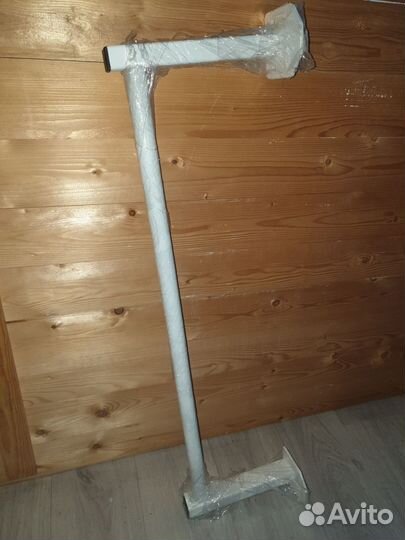 Турник новый наддверный