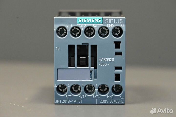 Siemens 3RT2018-1AP01 новый, 5 шт