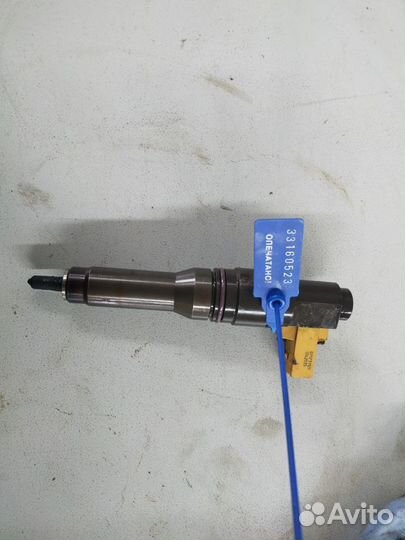 Форсунка топливная XF105 DAF 1725282