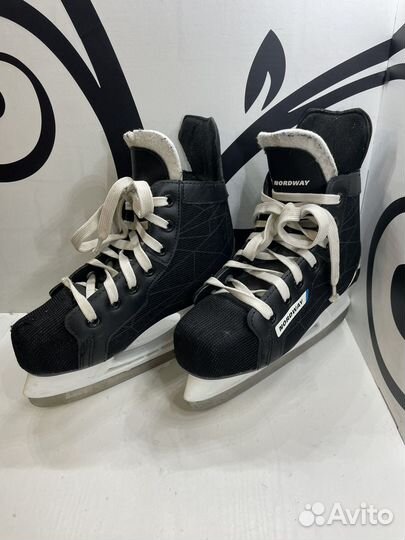 Коньки хоккейные Nordway 100 / Размер 35
