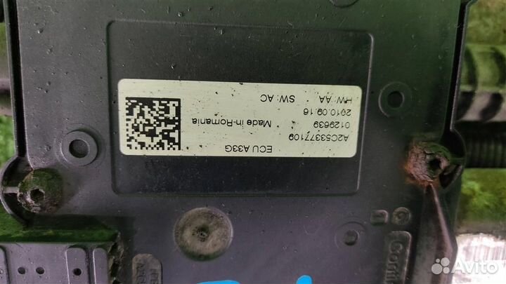 Блок стояночного тормоза Opel Astra J 2010